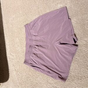 Lululemon Men’s Pace Breaker Shorts 5” inseam medium Mauve athletic